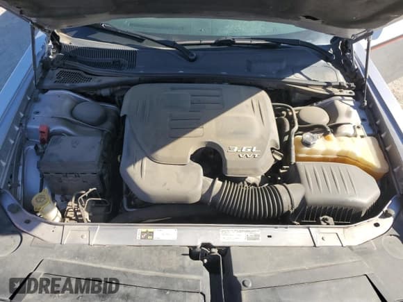 ✅ 2014 Dodge Challenger SXT • VIN: 2C3CDYAG5EH139561 • Lot: 81913514. Wystawiony na Copart z przebiegiem 112 020 mil. Bezpłatny archiwum sprzedaży aukcyjnych z USA i szczegółowy raport historii pojazdu na DreamBid. Zdjęcie 11.