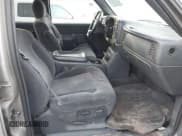 ✅ 2001 Chevrolet Silverado 2500HD LS • VIN: 1GCHK23U81F141792 • Лот: 41220878. Опубликован ранее на IAAI с пробегом 178 278 миль. Бесплатный доступ к архиву аукционных продаж из США и подробный отчёт об истории автомобиля на DreamBid. Изображение 5.