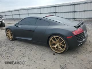 ✅ 2009 Audi R8 4.2L • VIN: WUAAU34289N001468 • Lot: 83982755. Wystawiony na Copart z przebiegiem 45 784 mil. Bezpłatny archiwum sprzedaży aukcyjnych z USA i szczegółowy raport historii pojazdu na DreamBid. Zdjęcie 2.