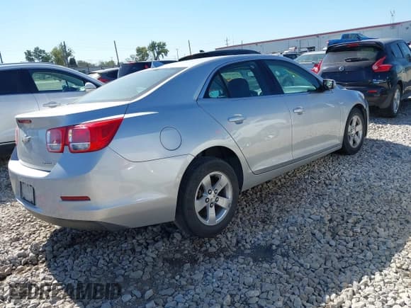 ✅ 2014 Chevrolet Malibu LT • VIN: 1G11C5SL1EF112061 • Lot: 43460538. Listed on IAAI with 133,286 mi. Free auction sales archive from the USA and detailed vehicle history report at DreamBid. Image 4.