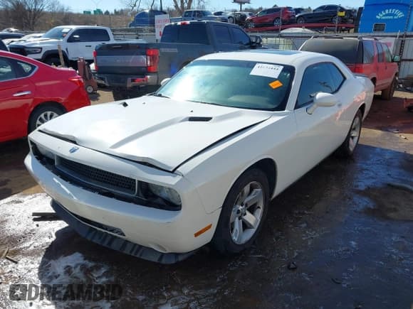 ✅ 2009 Dodge Challenger SE • VIN: 2B3LJ44V19H522220 • Lot: 41634444. Wystawiony na IAAI z przebiegiem 192 354 mil. Bezpłatny archiwum sprzedaży aukcyjnych z USA i szczegółowy raport historii pojazdu na DreamBid. Zdjęcie 17.