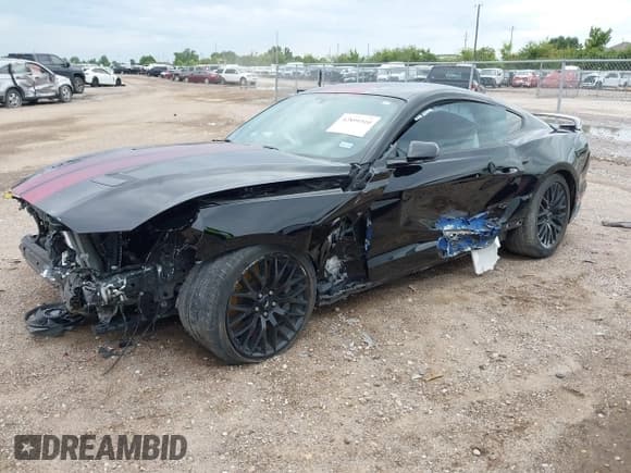 ✅ 2020 Ford Mustang GT • VIN: 1FA6P8CF0L5146450 • Lot: 42899310. Listed on IAAI with 33,502 mi. Free auction sales archive from the USA and detailed vehicle history report at DreamBid. Image 17.