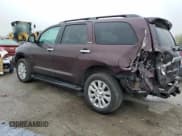 ✅ 2015 Toyota Sequoia Platinum • VIN: 5TDDW5G15FS118871 • Лот: 57771695. Опубликован ранее на Copart с пробегом 92 305 миль. Бесплатный доступ к архиву аукционных продаж из США и подробный отчёт об истории автомобиля на DreamBid. Изображение 2.