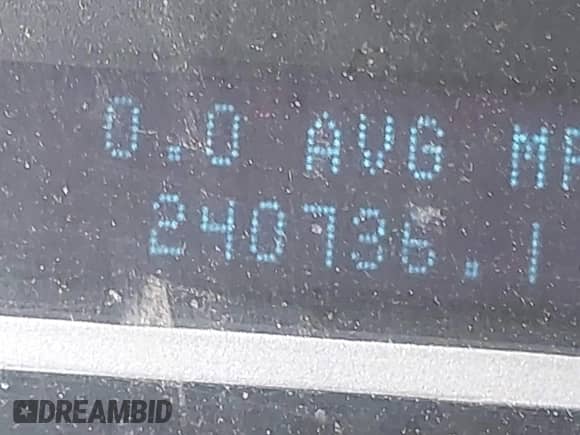 2010 Mercury Mariner z VIN 4M2CN8B73AKJ05123, wystawiony jako IAAI lot #42512923 z przebiegiem 240 736 mil mil oraz . Historia ofert i sprzedaży dostępna na DreamBid. Obrazek 16.