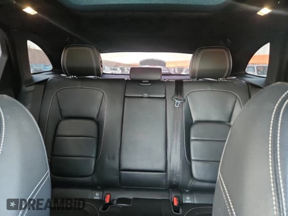 ✅ 2018 Jaguar F-Pace S • VIN: SADCM2FV3JA248243 • Lot: 90216675. Wystawiony na Copart z przebiegiem 91 904 mil. Bezpłatny archiwum sprzedaży aukcyjnych z USA i szczegółowy raport historii pojazdu na DreamBid. Zdjęcie 10.