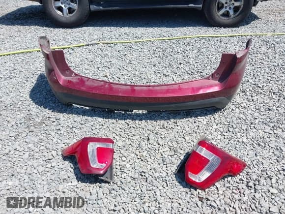 ✅ 2016 Ford Police Interceptor Utility • VIN: 1FM5K8AR0GGB97681 • Lot: 42371036. Wystawiony na IAAI z przebiegiem 144 661 mil. Bezpłatny archiwum sprzedaży aukcyjnych z USA i szczegółowy raport historii pojazdu na DreamBid. Zdjęcie 12.