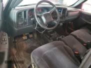 ✅ 2002 Chevrolet Silverado 2500HD LS • VIN: 1GCHK29UX2E202204 • Лот: 81839385. Опубликован ранее на Copart с пробегом 111 639 миль. Бесплатный доступ к архиву аукционных продаж из США и подробный отчёт об истории автомобиля на DreamBid. Изображение 8.