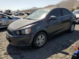 2016 Chevrolet Sonic LT с VIN 1G1JC5SGXG4154729, выставлен на аукционе Copart как лот 72806644 с пробегом 103 093 миль миль и Списание • Salvage title. История ставок и продаж доступна на DreamBid. Изображение 1.