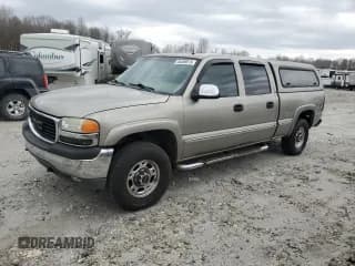 ✅ 2001 GMC Sierra 1500HD SLE • VIN: 1GTGK13UX1F203117 • Лот: 46486815. Опубликован ранее на Copart с пробегом 295 598 миль. Бесплатный доступ к архиву аукционных продаж из США и подробный отчёт об истории автомобиля на DreamBid. Изображение 1.