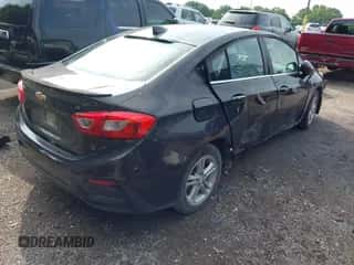 2017 Chevrolet Cruze LT с VIN 1G1BE5SM0H7264340, выставлен на аукционе IAAI как лот 42755540 с пробегом 118 087 миль миль и . История ставок и продаж доступна на DreamBid. Изображение 4.