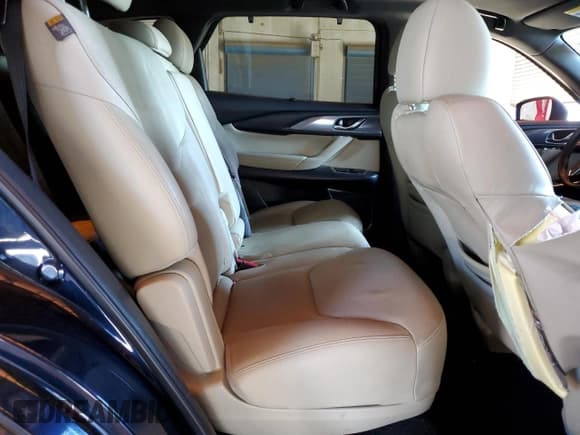 ✅ 2019 Mazda CX-9 Grand Touring • VIN: JM3TCADY7K0314944 • Лот: 69694895. Опубликован ранее на Copart с пробегом 76 947 миль. Бесплатный доступ к архиву аукционных продаж из США и подробный отчёт об истории автомобиля на DreamBid. Изображение 11.