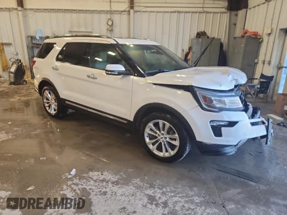 ✅ 2018 Ford Explorer Limited • VIN: 1FM5K8F8XJGB98229 • Lot: 92129885. Wystawiony na Copart z przebiegiem 101 557 mil. Bezpłatny archiwum sprzedaży aukcyjnych z USA i szczegółowy raport historii pojazdu na DreamBid. Zdjęcie 4.