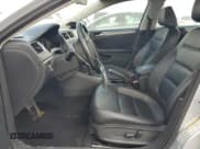 ✅ 2013 Volkswagen Jetta TDI w/Premium • VIN: 3VWLL7AJ4DM385387 • Lot: 63132695. Listed on Copart with 132,468 mi. Free auction sales archive from the USA and detailed vehicle history report at DreamBid. Image 7.