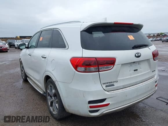 ✅ 2018 Kia Sorento SX Limited • VIN: 5XYPKDA58JG384521 • Lot: 41903823. Wystawiony na IAAI z przebiegiem Nie podano. Bezpłatny archiwum sprzedaży aukcyjnych z USA i szczegółowy raport historii pojazdu na DreamBid. Zdjęcie 3.