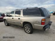 ✅ 2001 Chevrolet Suburban LT • VIN: 3GNFK16T61G246521 • Lot: 89204895. Wystawiony na Copart z przebiegiem 196 089 mil. Bezpłatny archiwum sprzedaży aukcyjnych z USA i szczegółowy raport historii pojazdu na DreamBid. Zdjęcie 2.