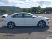 ✅ 2021 Volkswagen Passat SE • VIN: 1VWSA7A32MC003295 • Lot: 43311970. Listed on IAAI with 26,869 mi. Free auction sales archive from the USA and detailed vehicle history report at DreamBid. Image 14.