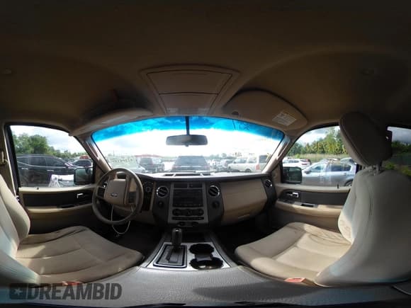 ✅ 2007 Ford Expedition Max XLT • VIN: 1FMFK16587LA98583 • Лот: 42310357. Опубликован ранее на IAAI с пробегом Не указан. Бесплатный доступ к архиву аукционных продаж из США и подробный отчёт об истории автомобиля на DreamBid. Изображение 18.