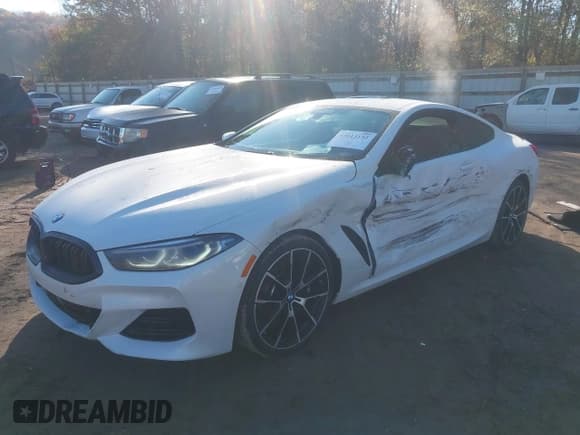 ✅ 2024 BMW 8 Series 840i • VIN: WBAAE4C05RCR08896 • Lot: 43613152. Listed on IAAI with 2,999 mi. Free auction sales archive from the USA and detailed vehicle history report at DreamBid. Image 2.