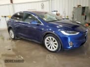 ✅ 2017 Tesla Model X 90D • VIN: 5YJXCBE20HF043732 • Lot: 54603735. Wystawiony na Copart z przebiegiem 107 147 mil. Bezpłatny archiwum sprzedaży aukcyjnych z USA i szczegółowy raport historii pojazdu na DreamBid. Zdjęcie 4.