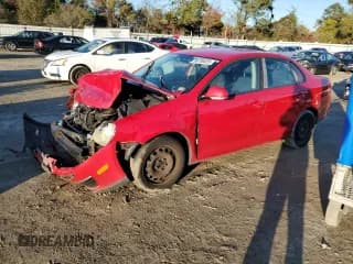 ✅ 2008 Volkswagen Jetta S • VIN: 3VWJM71K08M107170 • Lot: 90706825. Wystawiony na Copart z przebiegiem 174 175 mil. Bezpłatny archiwum sprzedaży aukcyjnych z USA i szczegółowy raport historii pojazdu na DreamBid. Zdjęcie 1.