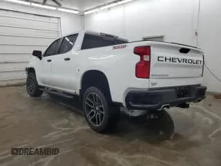 ✅ 2019 Chevrolet Silverado 1500 LT Trail Boss • VIN: 1GCPYFED2KZ403076 • Lot: 73040294. Wystawiony na Copart z przebiegiem 85 921 mil. Bezpłatny archiwum sprzedaży aukcyjnych z USA i szczegółowy raport historii pojazdu na DreamBid. Zdjęcie 2.