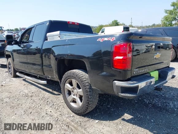 ✅ 2017 Chevrolet Silverado 1500 LT • VIN: 1GCVKREC1HZ125331 • Лот: 43258521. Опубликован ранее на IAAI с пробегом Не указан. Бесплатный доступ к архиву аукционных продаж из США и подробный отчёт об истории автомобиля на DreamBid. Изображение 3.