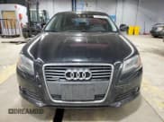 ✅ 2009 Audi A3 Sportback S line • VIN: WAUKF78P79A121680 • Lot: 47489045. Wystawiony na Copart z przebiegiem 82 161 mil. Bezpłatny archiwum sprzedaży aukcyjnych z USA i szczegółowy raport historii pojazdu na DreamBid. Zdjęcie 5.