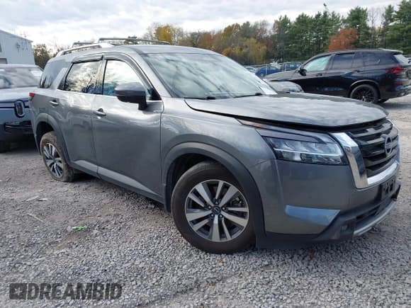 ✅ 2024 Nissan Pathfinder SL • VIN: 5N1DR3CC7RC261597 • Лот: 43601141. Опубликован ранее на IAAI с пробегом 32 442 миль. Бесплатный доступ к архиву аукционных продаж из США и подробный отчёт об истории автомобиля на DreamBid. Изображение 1.