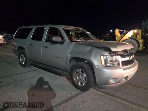 ✅ 2009 Chevrolet Suburban LS • VIN: 1GNFC16J99R188878 • Лот: 81380554. Опубликован ранее на Copart с пробегом 222 975 миль. Бесплатный доступ к архиву аукционных продаж из США и подробный отчёт об истории автомобиля на DreamBid. Изображение 4.