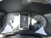 ✅ 2019 Toyota Tacoma SR5 • VIN: 3TMAZ5CN8KM082428 • Лот: 43618936. Опубликован ранее на IAAI с пробегом 27 283 миль. Бесплатный доступ к архиву аукционных продаж из США и подробный отчёт об истории автомобиля на DreamBid. Изображение 7.