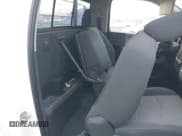 ✅ 2009 Dodge 1500 SLT • VIN: 1D3HB16P99J515973 • Lot: 41570647. Wystawiony na IAAI z przebiegiem 114 755 mil. Bezpłatny archiwum sprzedaży aukcyjnych z USA i szczegółowy raport historii pojazdu na DreamBid. Zdjęcie 8.