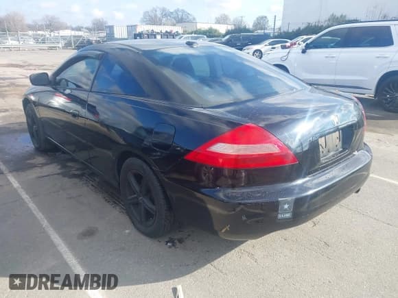 ✅ 2004 Honda Accord EX • VIN: 1HGCM72634A016934 • Лот: 43814031. Опубликован ранее на IAAI с пробегом 173 399 миль. Бесплатный доступ к архиву аукционных продаж из США и подробный отчёт об истории автомобиля на DreamBid. Изображение 3.