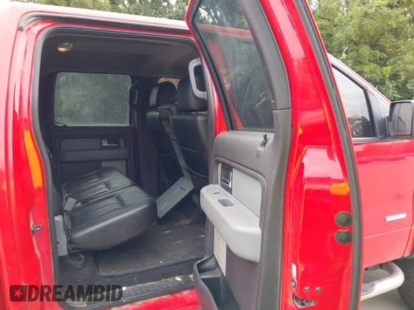 ✅ 2012 Ford F-150 XL • VIN: 1FTFW1ET9CFA74746 • Лот: 43095268. Опубликован ранее на IAAI с пробегом 149 769 миль. Бесплатный доступ к архиву аукционных продаж из США и подробный отчёт об истории автомобиля на DreamBid. Изображение 8.