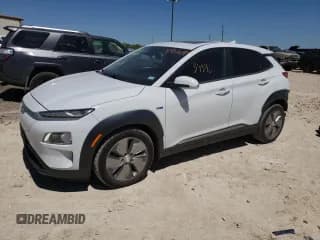 ✅ 2019 Hyundai Kona Limited • VIN: KM8K33AG2KU051200 • Лот: 49516394. Опубликован ранее на Copart с пробегом 54 346 миль. Бесплатный доступ к архиву аукционных продаж из США и подробный отчёт об истории автомобиля на DreamBid. Изображение 1.
