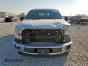 ✅ 2017 Ford F-150 XLT • VIN: 1FTEW1CP9HKC32812 • Lot: 82225955. Wystawiony na Copart z przebiegiem 129 706 mil. Bezpłatny archiwum sprzedaży aukcyjnych z USA i szczegółowy raport historii pojazdu na DreamBid. Zdjęcie 5.