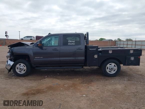 ✅ 2015 Chevrolet Silverado 2500HD LT • VIN: 1GC1KVEG9FF527686 • Lot: 42061516. Listed on IAAI with 248,855 mi. Free auction sales archive from the USA and detailed vehicle history report at DreamBid. Image 14.