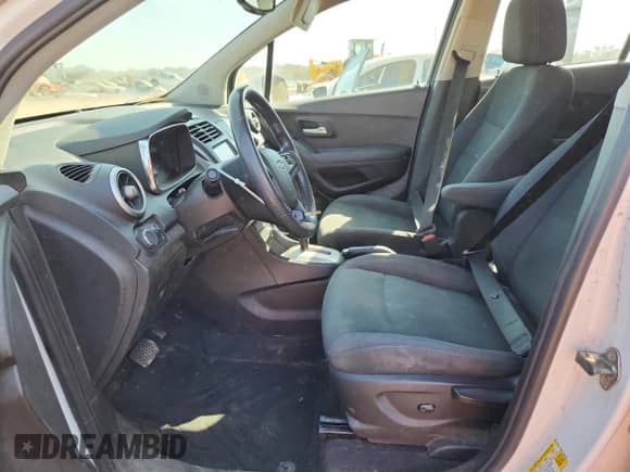 2016 Chevrolet Trax LS с VIN 3GNCJKSB0GL202796, выставлен на аукционе Copart как лот 84477935 с пробегом 148 625 миль миль и Списание • Salvage title. История ставок и продаж доступна на DreamBid. Изображение 7.