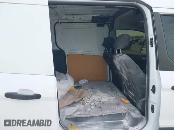 ✅ 2018 Ford Transit Connect XLT • VIN: NM0LS7F75J1377520 • Lot: 41722509. Listed on IAAI with 85,122 mi. Free auction sales archive from the USA and detailed vehicle history report at DreamBid. Image 8.