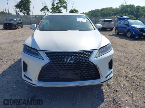 ✅ 2020 Lexus RX 350L • VIN: JTJHZKFA8L2026372 • Lot: 42823075. Listed on IAAI with 28,927 mi. Free auction sales archive from the USA and detailed vehicle history report at DreamBid. Image 12.