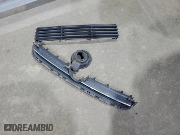 ✅ 2004 Volkswagen Passat GLS • VIN: WVWVD63B34E161834 • Lot: 59370515. Listed on Copart with 195,912 mi. Free auction sales archive from the USA and detailed vehicle history report at DreamBid. Image 13.