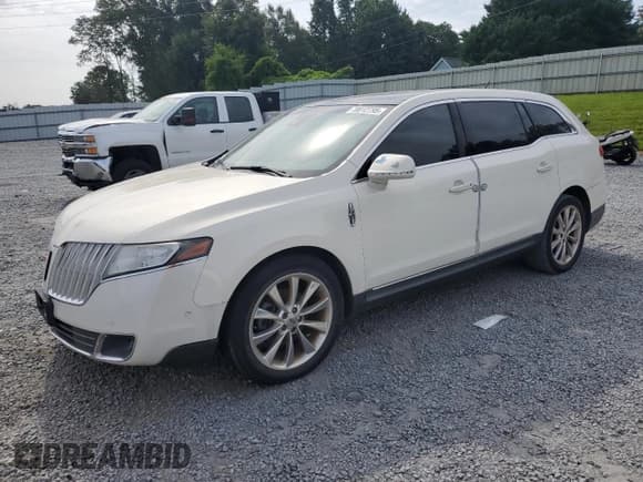 ✅ 2012 Lincoln MKT EcoBoost • VIN: 2LMHJ5AT9CBL50249 • Lot: 70812795. Wystawiony na Copart z przebiegiem 178 368 mil. Bezpłatny archiwum sprzedaży aukcyjnych z USA i szczegółowy raport historii pojazdu na DreamBid. Zdjęcie 1.