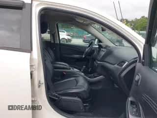 2015 Dodge Journey Crossroad с VIN 3C4PDDGG0FT589298, выставлен на аукционе IAAI как лот 42925855 с пробегом 220 557 миль миль и . История ставок и продаж доступна на DreamBid. Изображение 5.