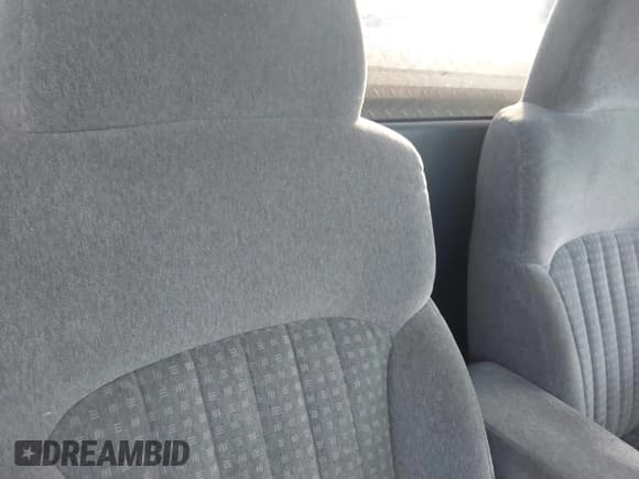 ✅ 2002 Chevrolet S-10 LS • VIN: 1GCCS145928183227 • Лот: 42717291. Опубликован ранее на IAAI с пробегом 220 365 миль. Бесплатный доступ к архиву аукционных продаж из США и подробный отчёт об истории автомобиля на DreamBid. Изображение 8.