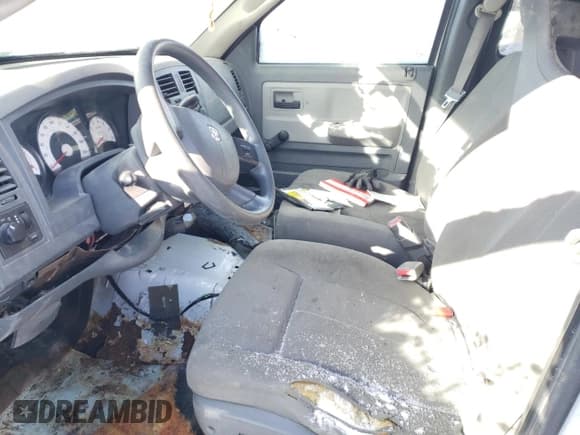 ✅ 2006 Dodge Dakota • VIN: 1D7HW22N56S518517 • Lot: 89296815. Listed on Copart with Not provided. Free auction sales archive from the USA and detailed vehicle history report at DreamBid. Image 7.