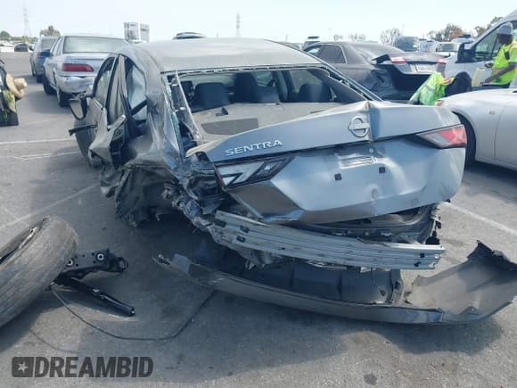 ✅ 2024 Nissan Sentra S • VIN: 3N1AB8BV3RY236802 • Lot: 42969418. Wystawiony na IAAI z przebiegiem 50 858 mil. Bezpłatny archiwum sprzedaży aukcyjnych z USA i szczegółowy raport historii pojazdu na DreamBid. Zdjęcie 3.