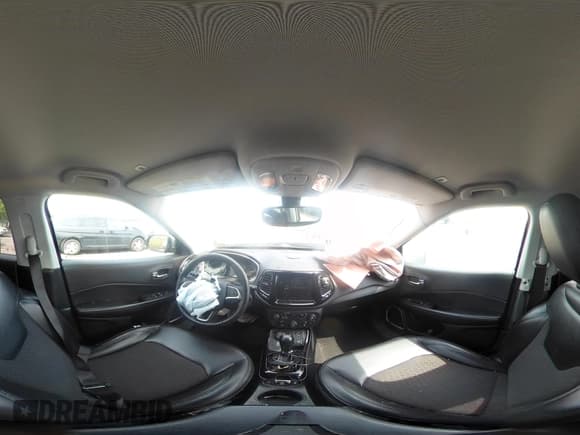 ✅ 2018 Jeep Compass Latitude • VIN: 3C4NJDBB2JT313502 • Lot: 42497008. Listed on IAAI with 125,919 mi. Free auction sales archive from the USA and detailed vehicle history report at DreamBid. Image 18.