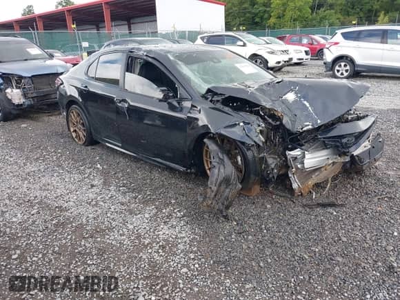 2023 Toyota Camry SE with VIN 4T1T11BK0PU083720, listed as a IAAI auction lot 42967982 with 19,972 mi miles and . Bid and sale history available at DreamBid. Image 1.