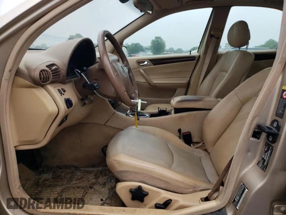 ✅ 2003 Mercedes-Benz C 240 • VIN: WDBRF81J13F374211 • Lot: 61156455. Listed on Copart with 83,001 mi. Free auction sales archive from the USA and detailed vehicle history report at DreamBid. Image 7.