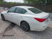 ✅ 2015 Infiniti Q50 Premium • VIN: JN1BV7AR2FM418418 • Lot: 42406682. Wystawiony na IAAI z przebiegiem 104 236 mil. Bezpłatny archiwum sprzedaży aukcyjnych z USA i szczegółowy raport historii pojazdu na DreamBid. Zdjęcie 3.