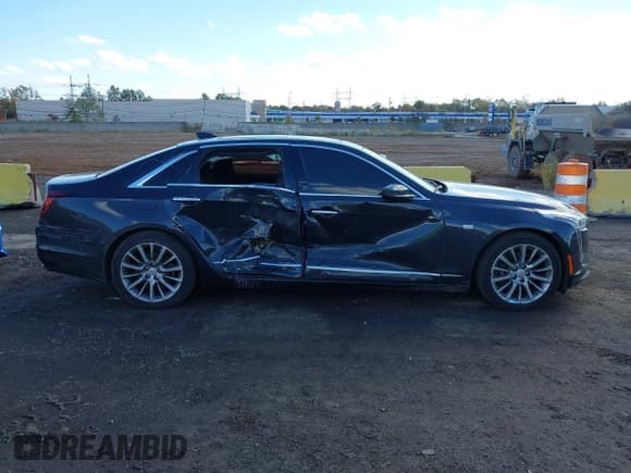 ✅ 2020 Cadillac CT6 Luxury • VIN: 1G6KB5RS9LU103647 • Lot: 43431055. Listed on IAAI with 85,001 mi. Free auction sales archive from the USA and detailed vehicle history report at DreamBid. Image 13.